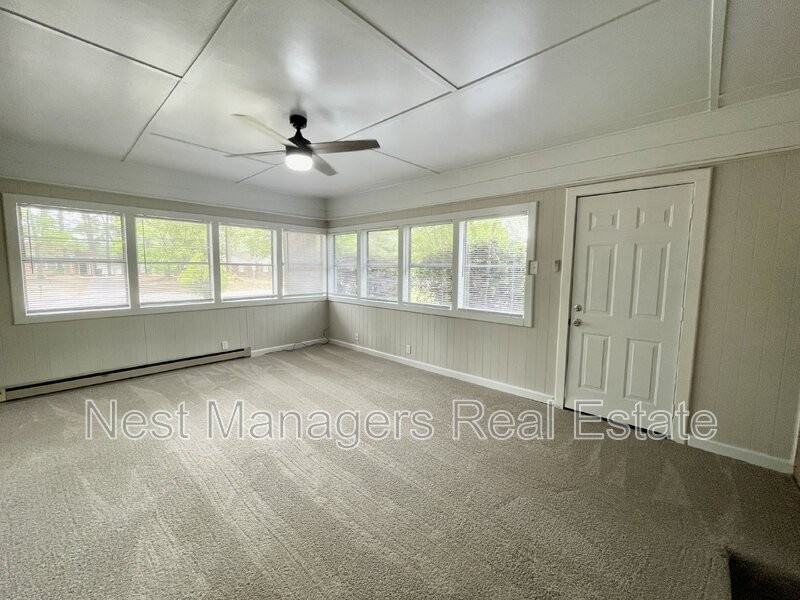 7566 Carrollburg Dr - Photo 7 of 18