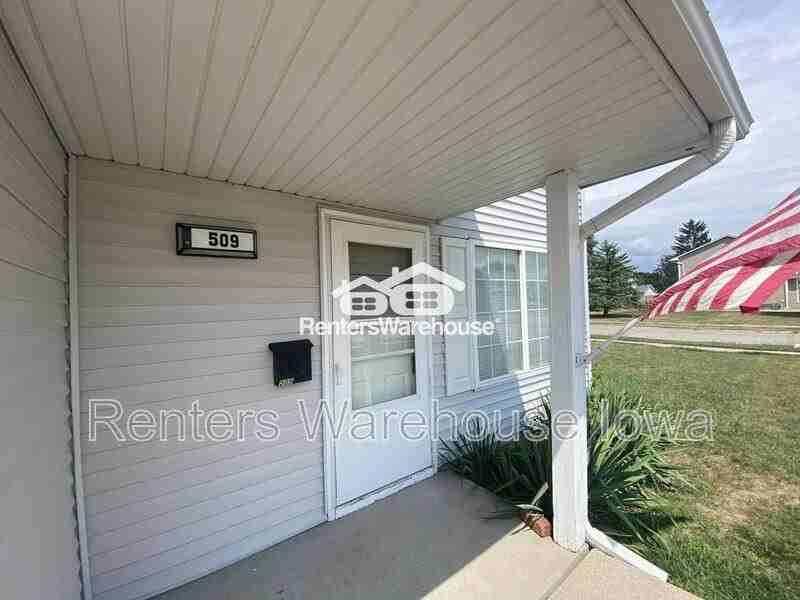 509 15th St Se - Photo 3 of 14