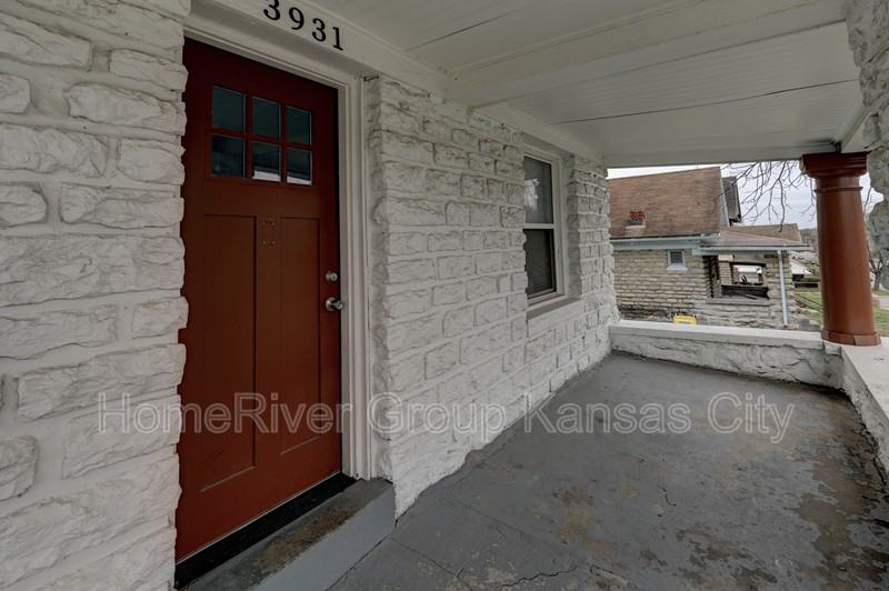 3931 Paseo Blvd - Photo 3 of 47