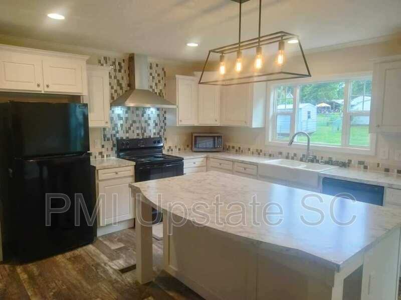 5 Charles St - Photo 5 of 28