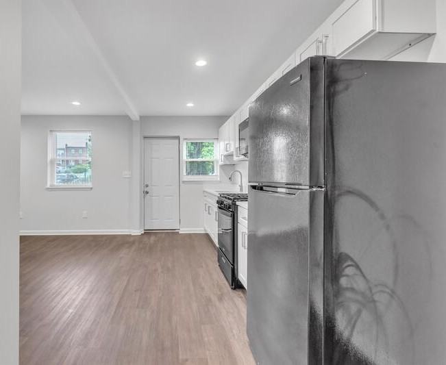 1100 Mount Holly Street - Photo 5 of 20