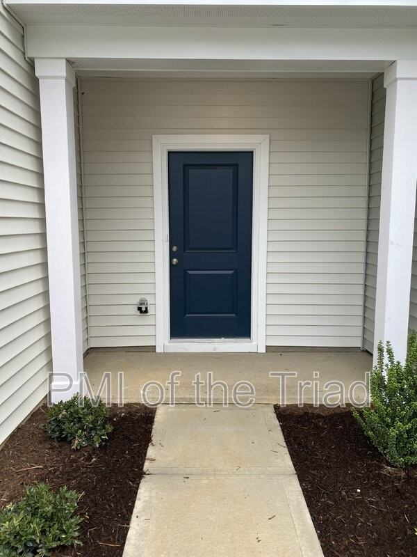 4002 Beckton Trl - Photo 2 of 16