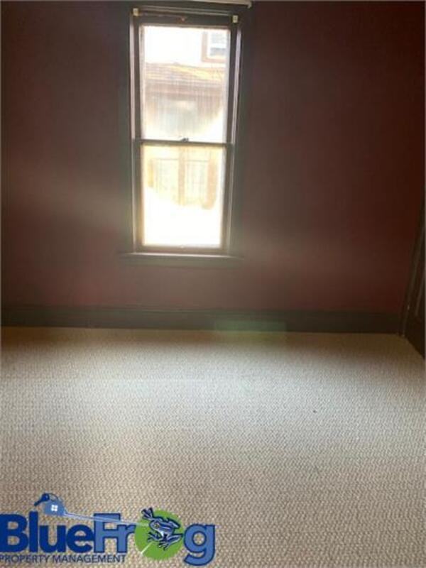 1438 S 9th St - Photo 3 of 9