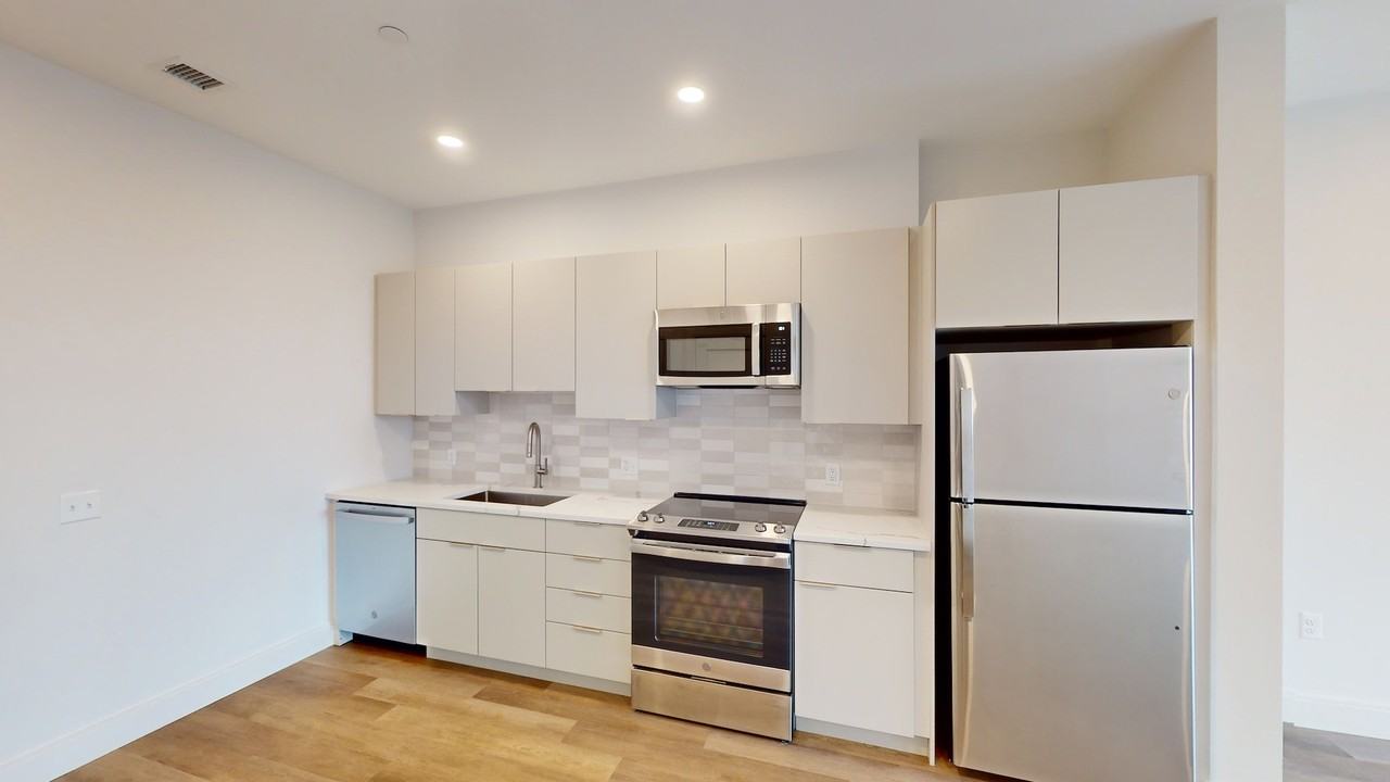 959 Dorchester Ave #208