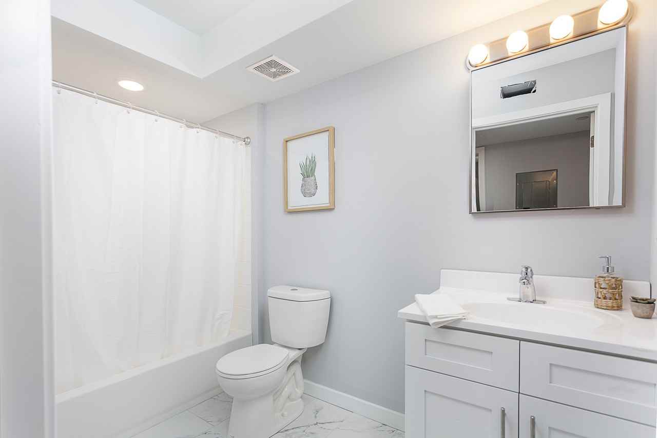 Parkview-782 Worth Boulevard - Photo 6 of 50