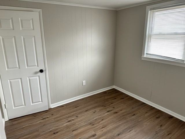 308 E Walnut St - Photo 4 of 22