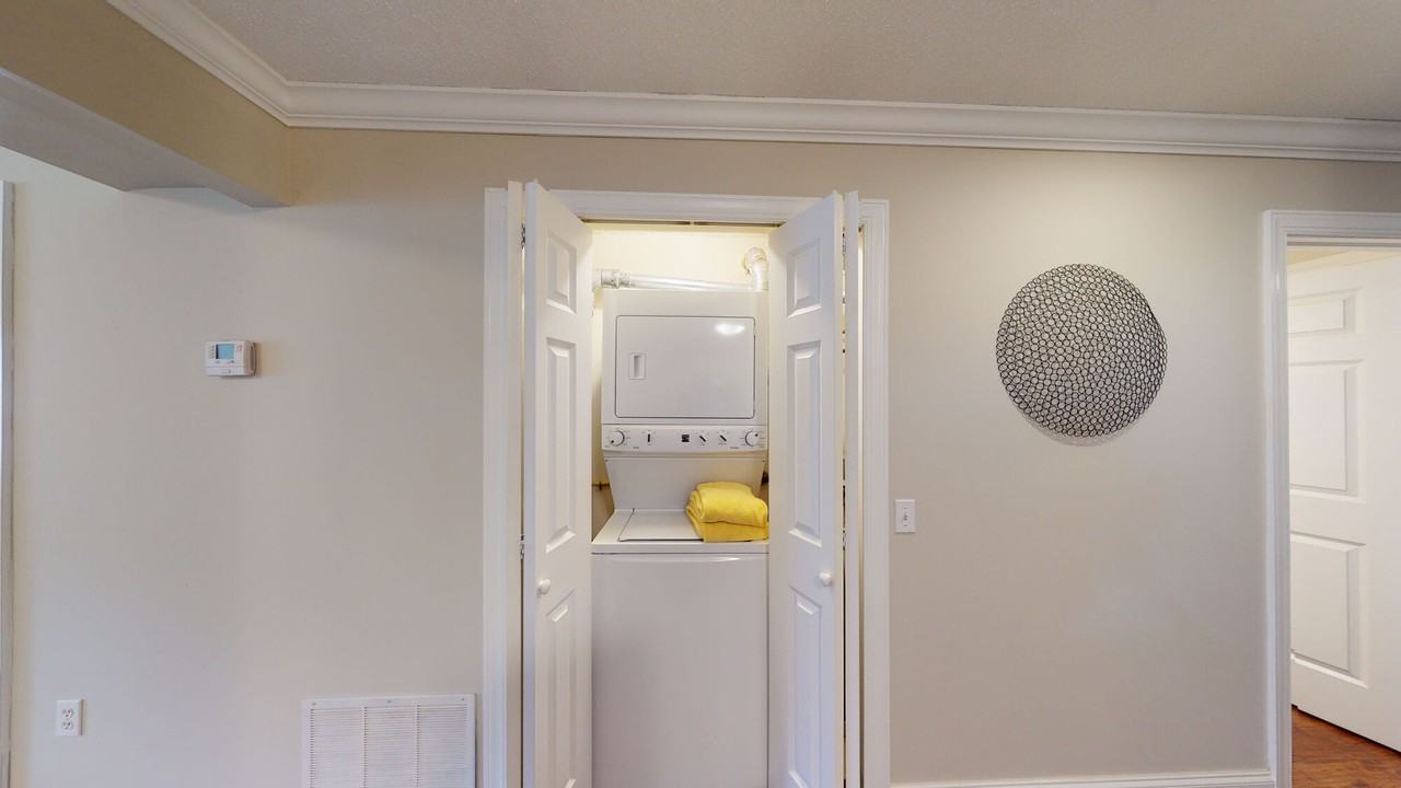 Brookhaven Apartments - Photo 7 of 16