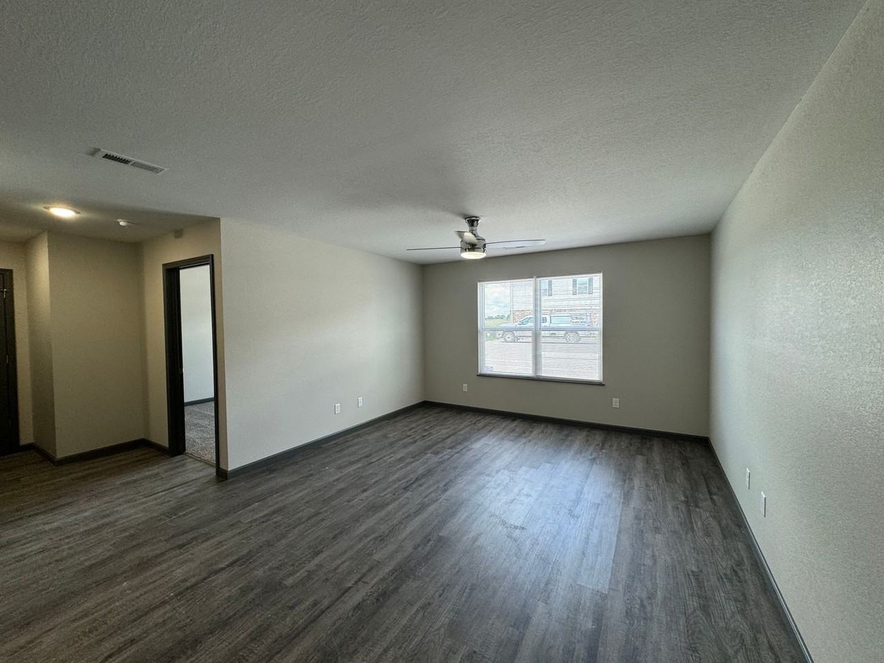 Longview Meadows - Photo 2 of 10