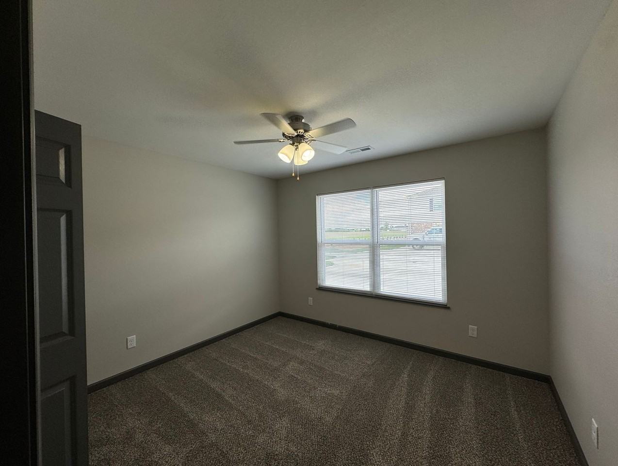 Longview Meadows - Photo 4 of 10