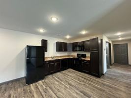 featured image of 2 Longview Cir