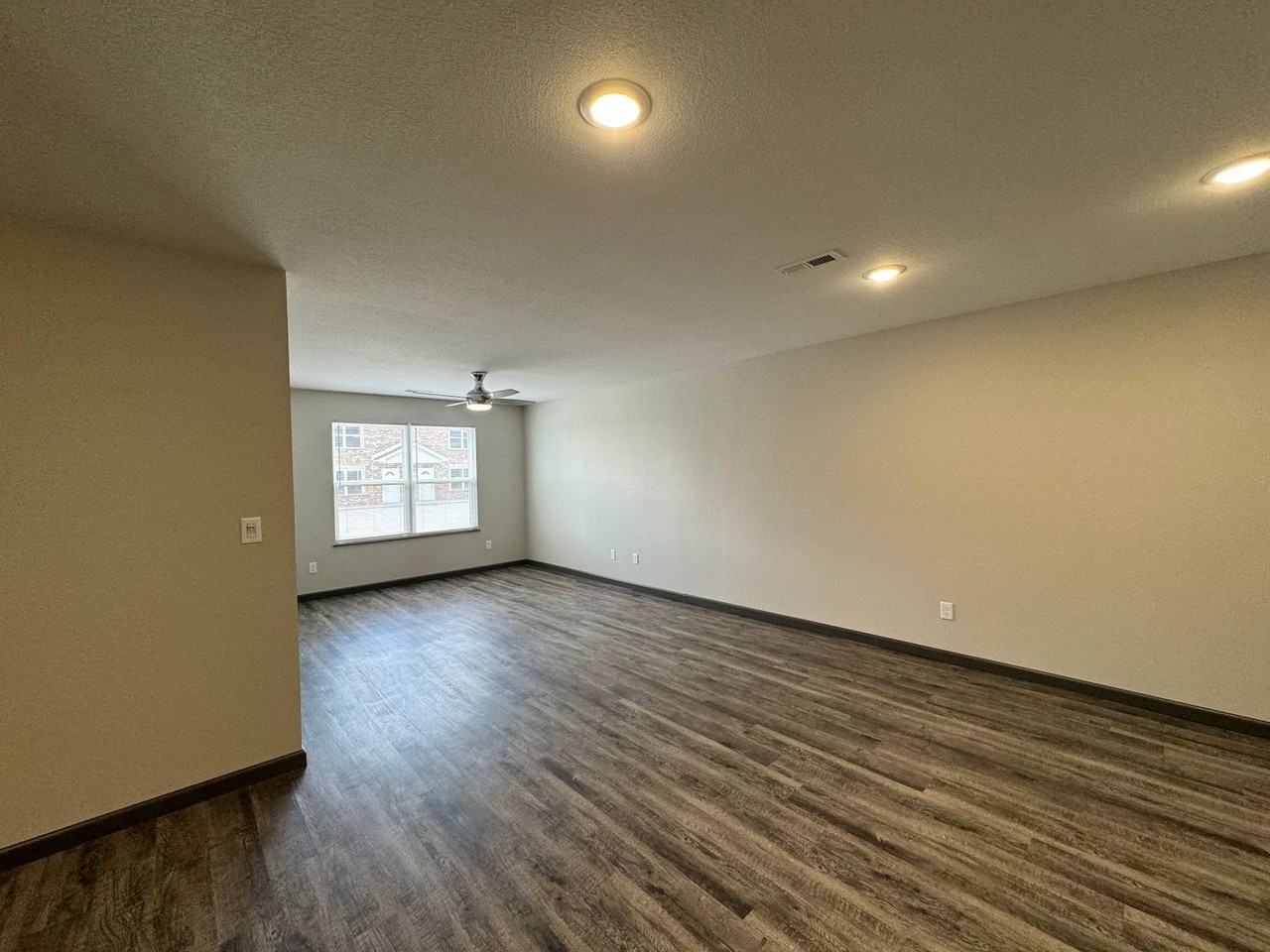 Longview Meadows - Photo 4 of 14