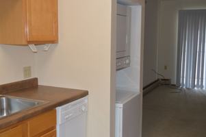 featured image of 404 E Wilson St