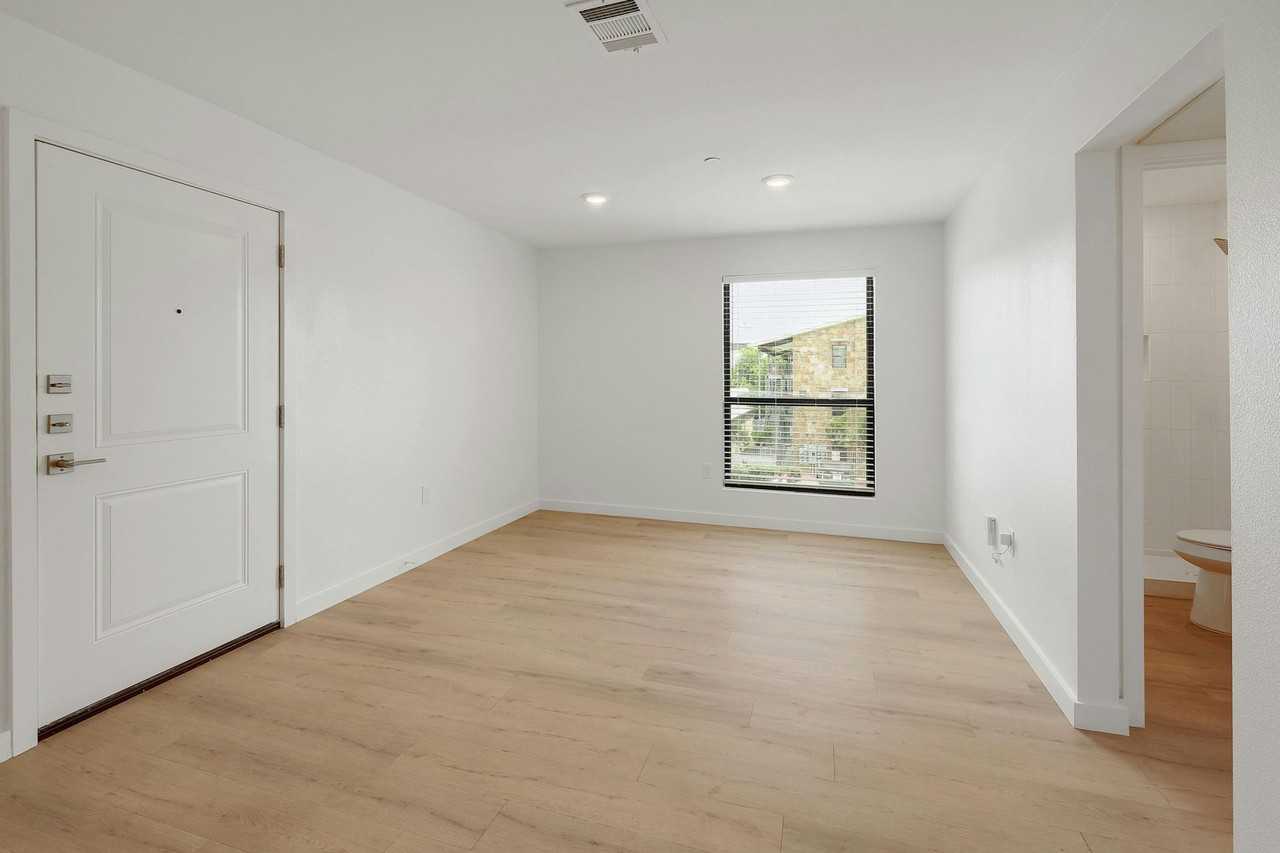 1915. E MLK Apartment Homes - Photo 6 of 22