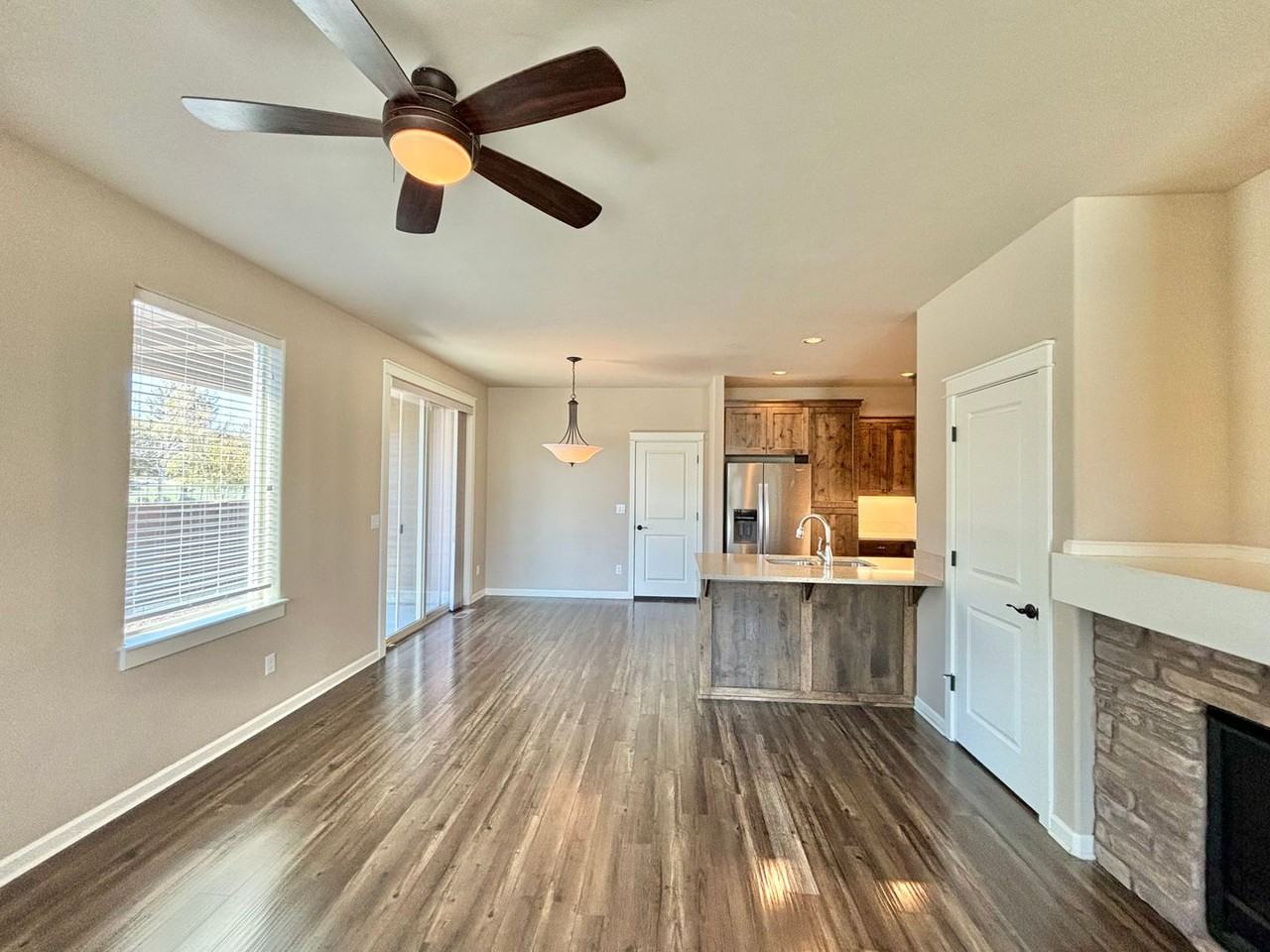 2965 Sw Yew Park Ln - Photo 2 of 35