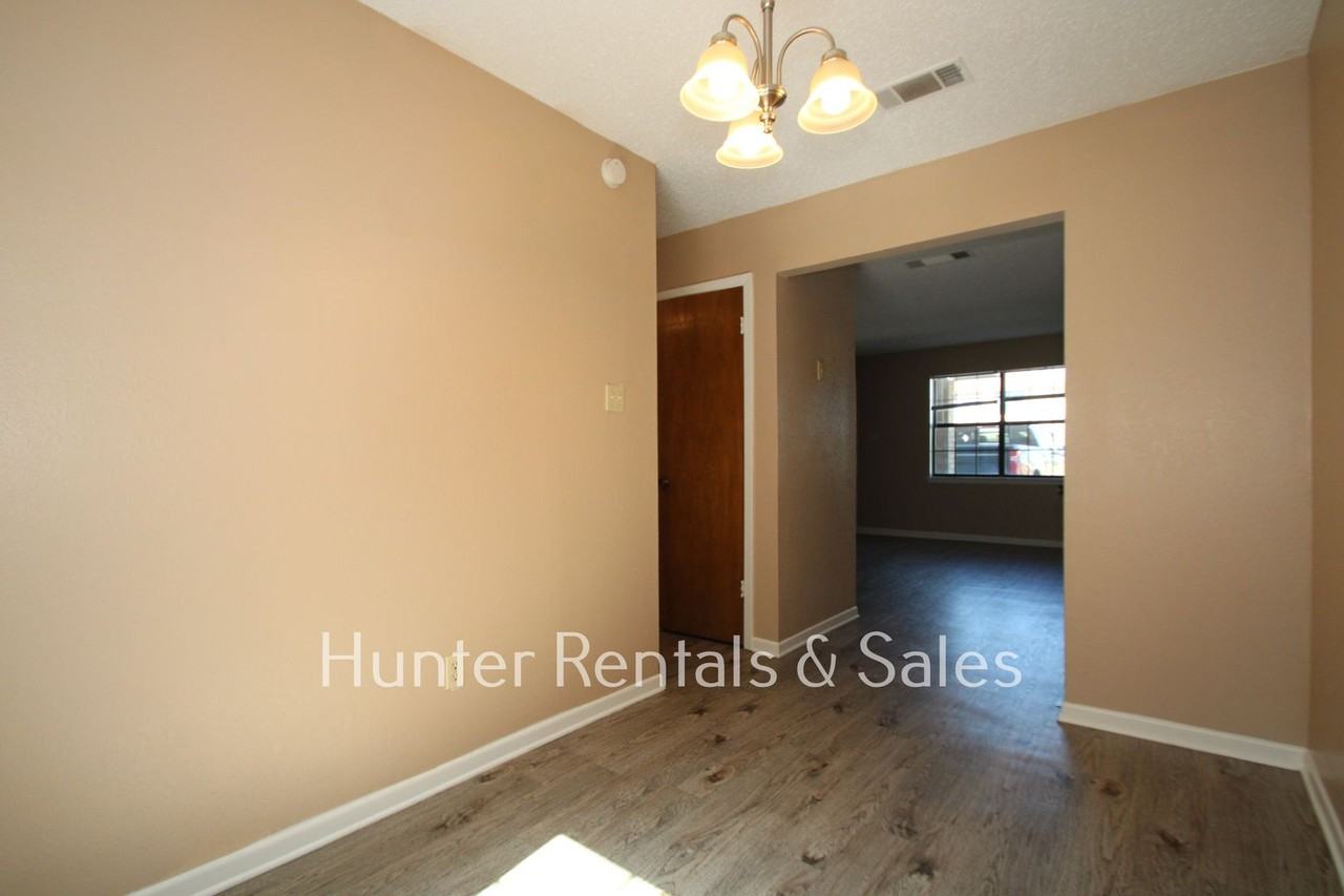 3710 Charolais Dr - Photo 2 of 20