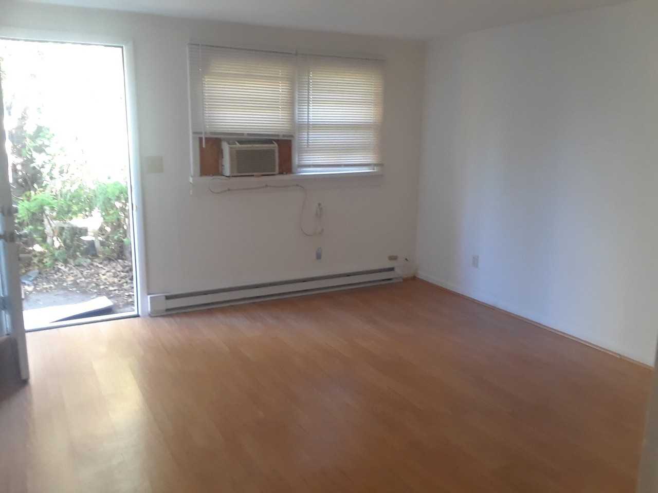 3116 ILLINOIS - Photo 2 of 10