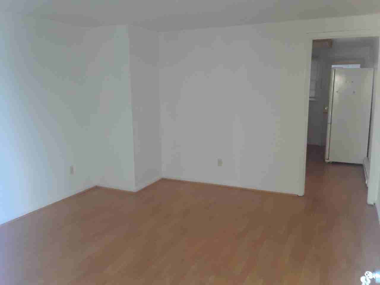 3116 ILLINOIS - Photo 3 of 10