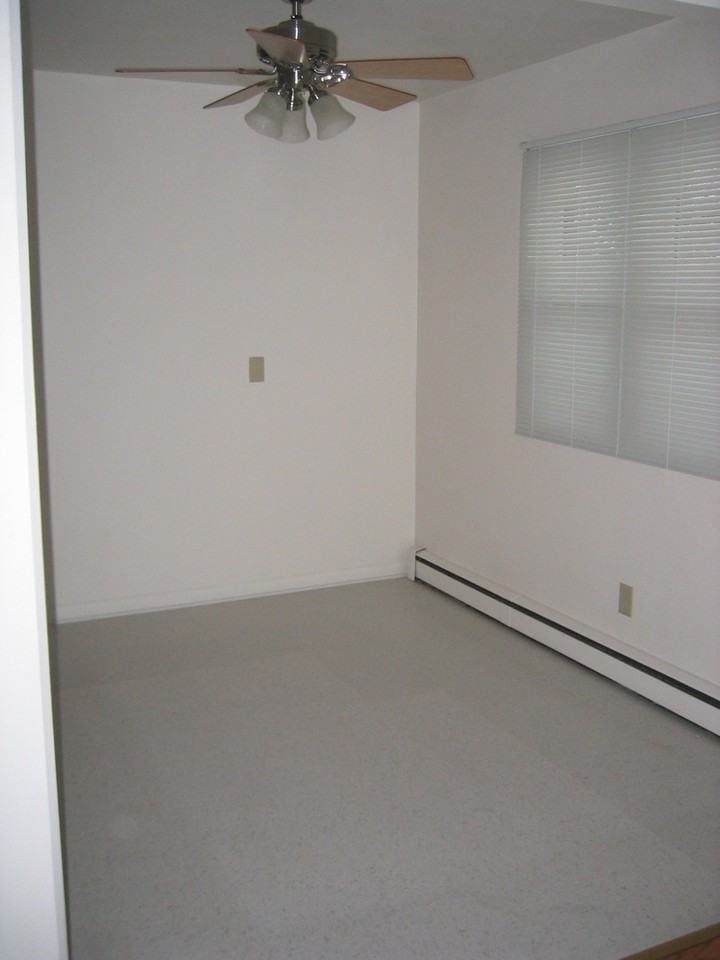Ascot Lane Apartments - Photo 7 of 19