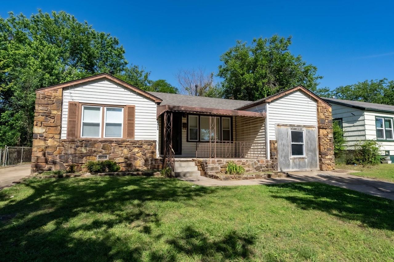 4366 North Garrison Place - Photo 2 of 16