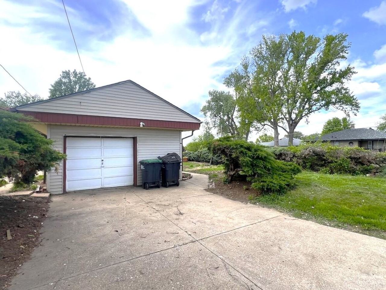 4319 Frederick St - Photo 2 of 15