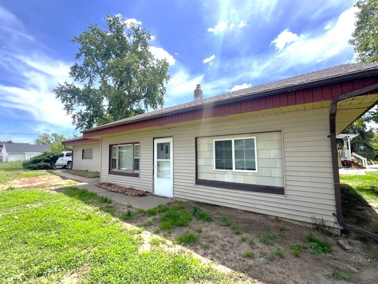 4319 Frederick St - Photo 4 of 15