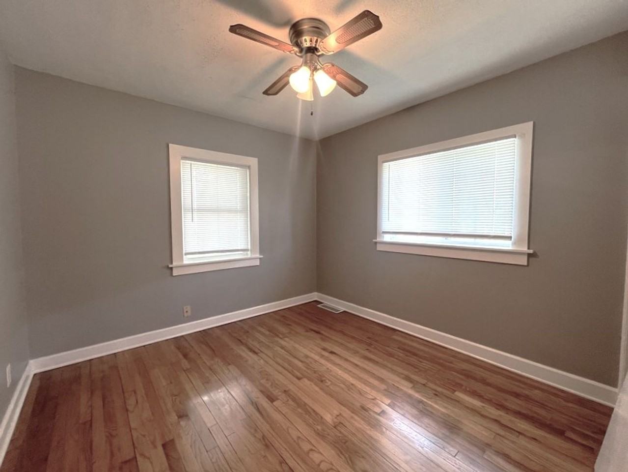 4319 Frederick St - Photo 7 of 15