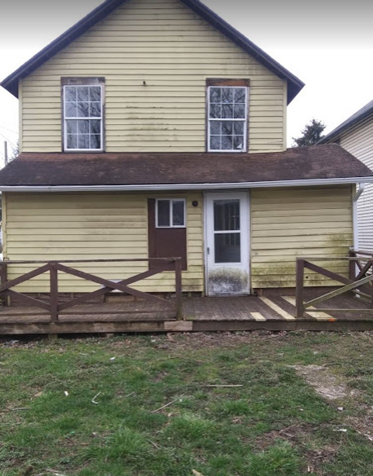 121 6th St - Photo 3 of 22