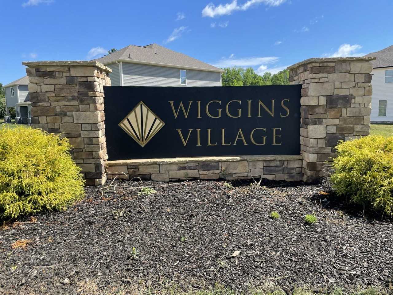 2065 Wiggins Village Dr - Photo 4 of 17