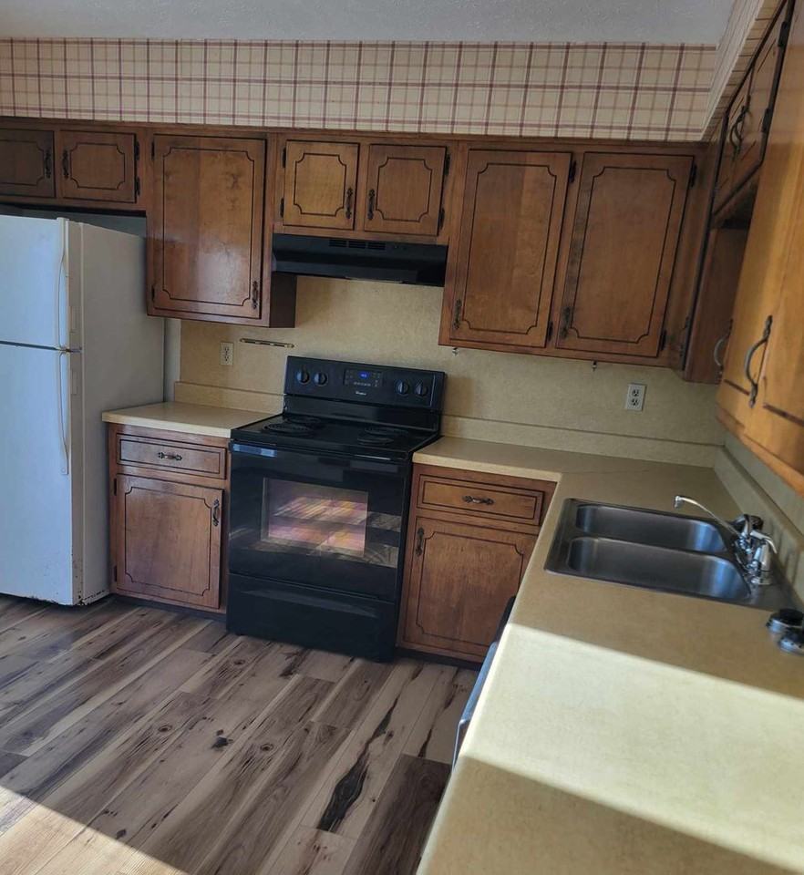 1207 Pine St - Photo 4 of 14