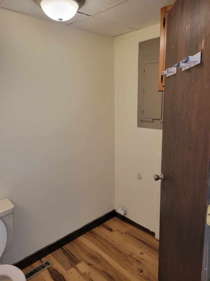 1207 Pine St - Photo 5 of 14