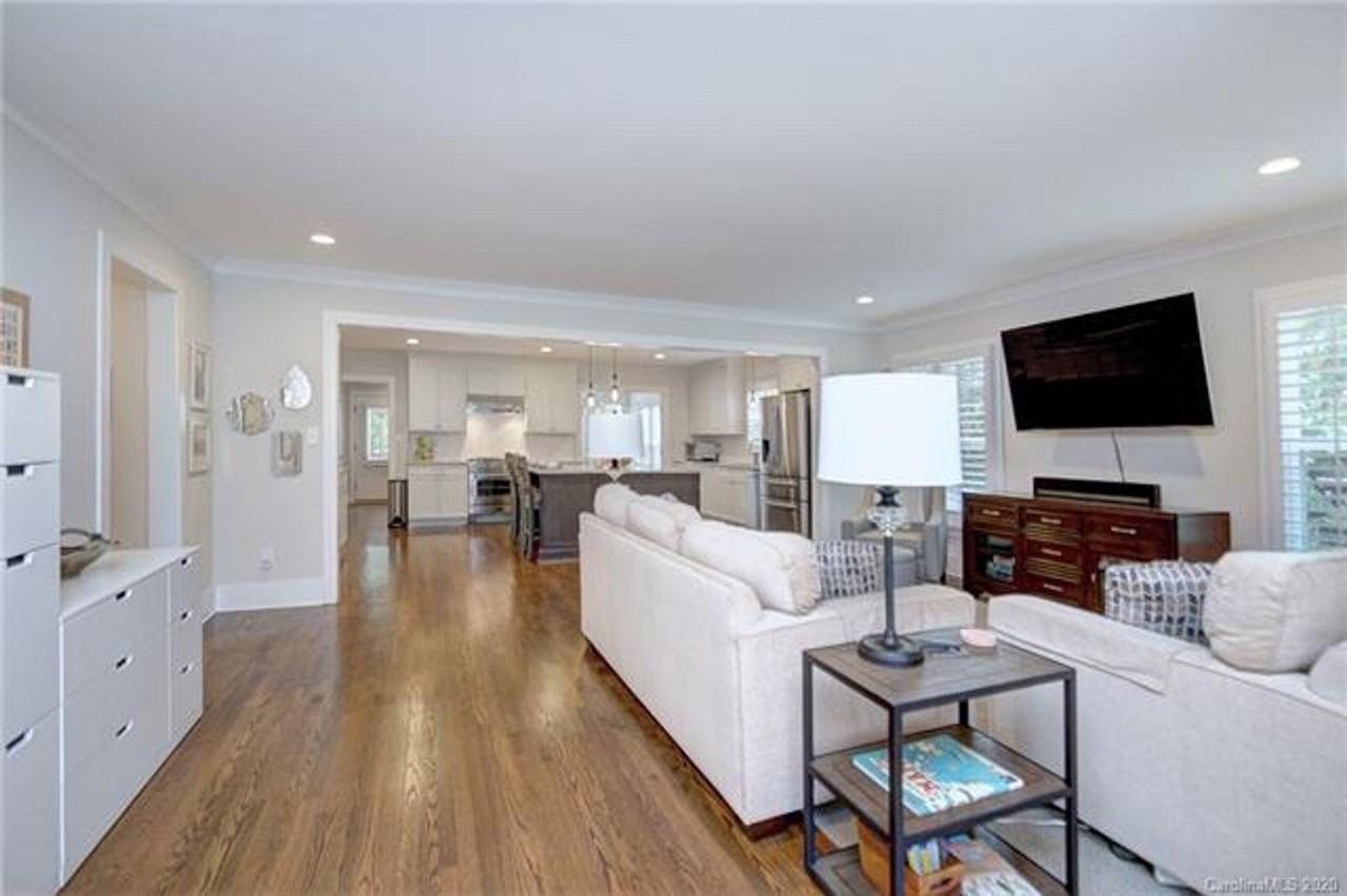3215 Cambridge Rd - Photo 5 of 19