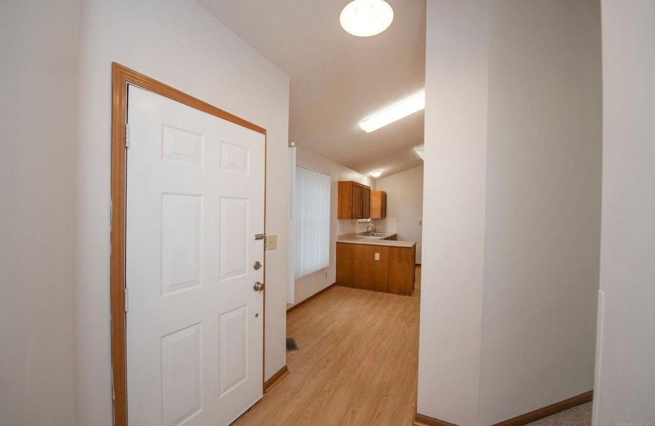 2611 Manchester St - Photo 5 of 22