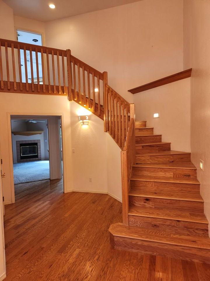 2100 N Timberline Rd - Photo 4 of 26