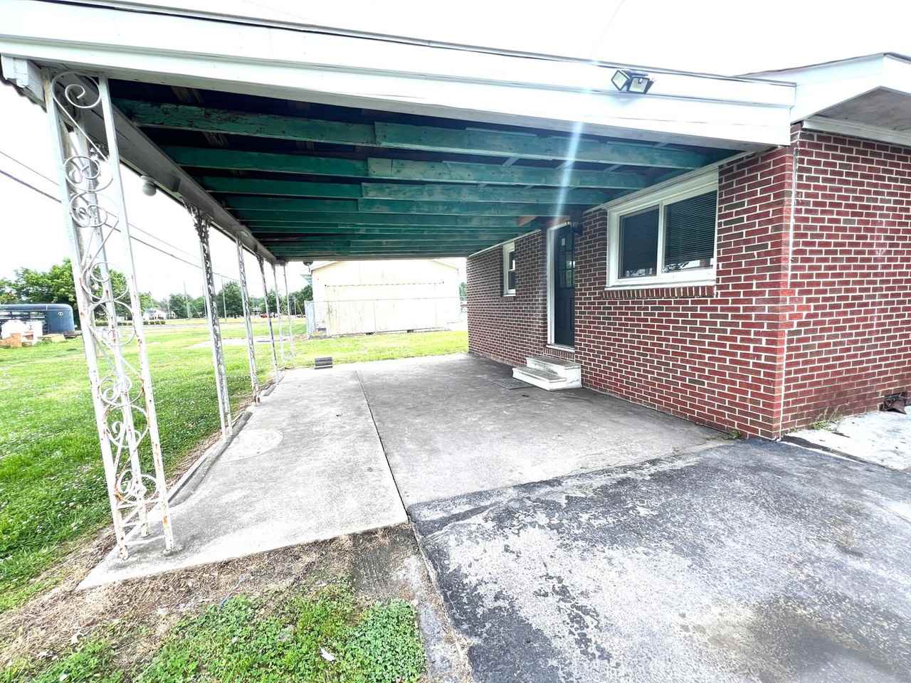 849 2nd St - Photo 3 of 17