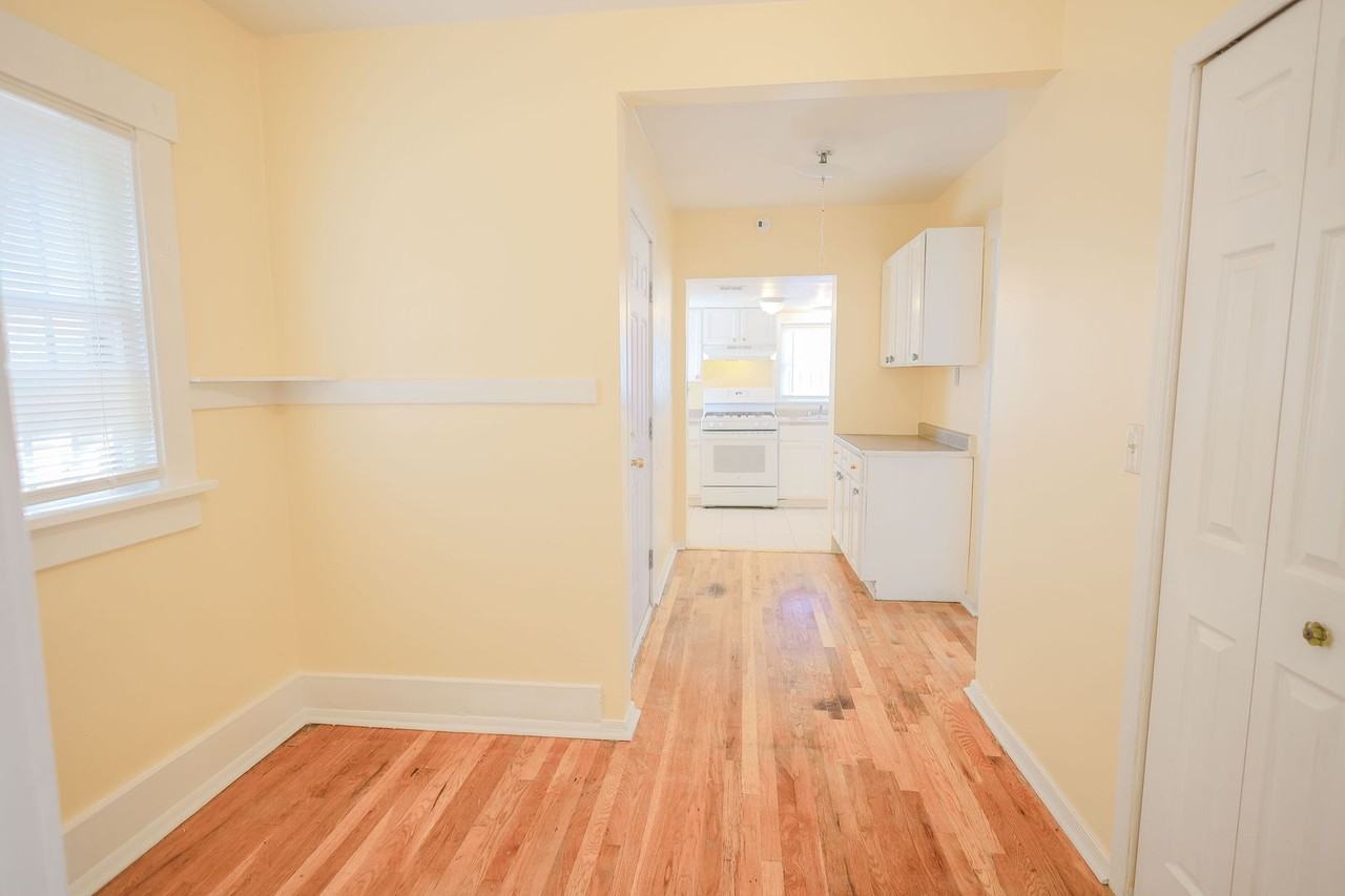 317 N Santa Rita Ave - Photo 6 of 20