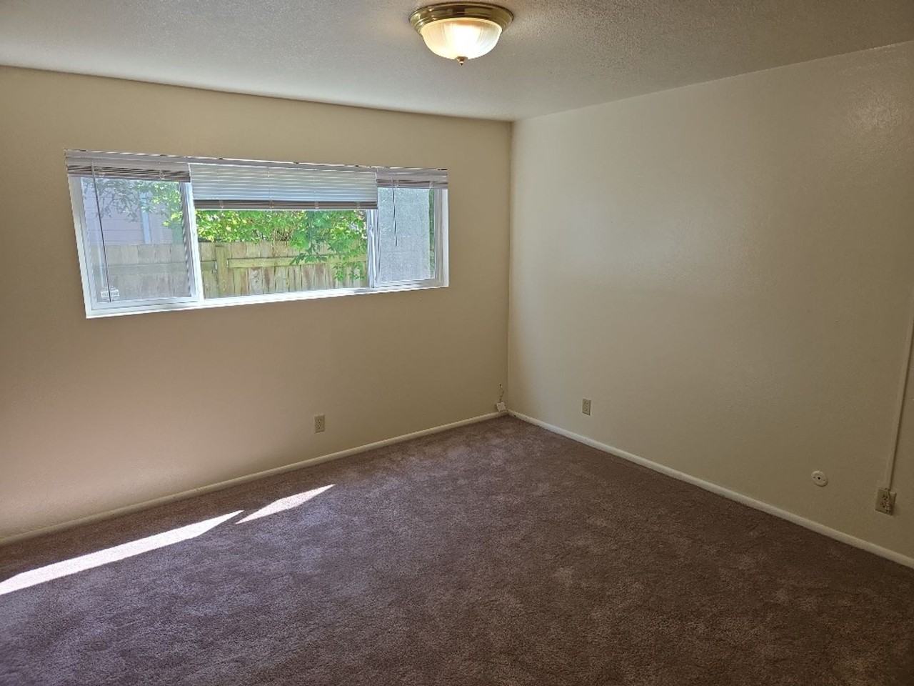 3124 California St - Photo 7 of 12