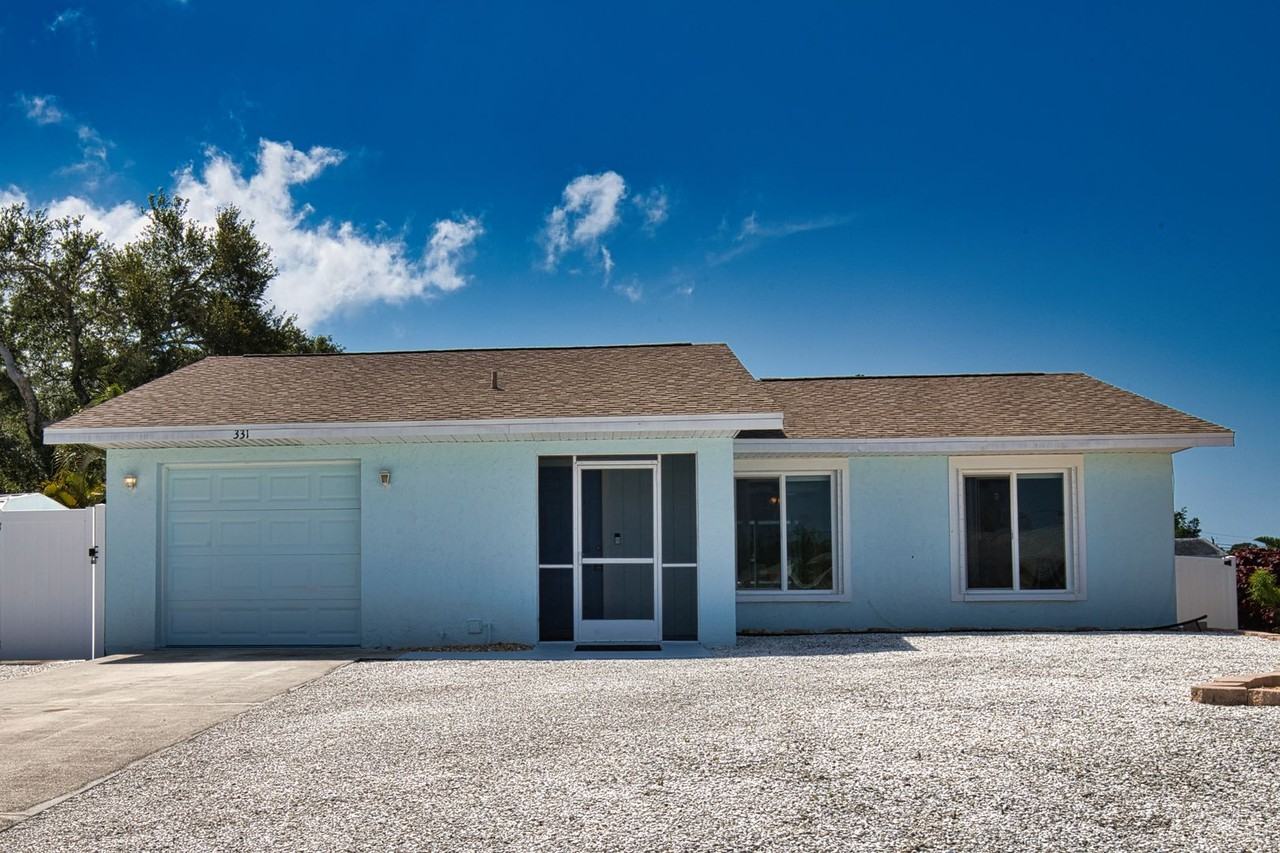 331 Peary Rd - Photo 4 of 28