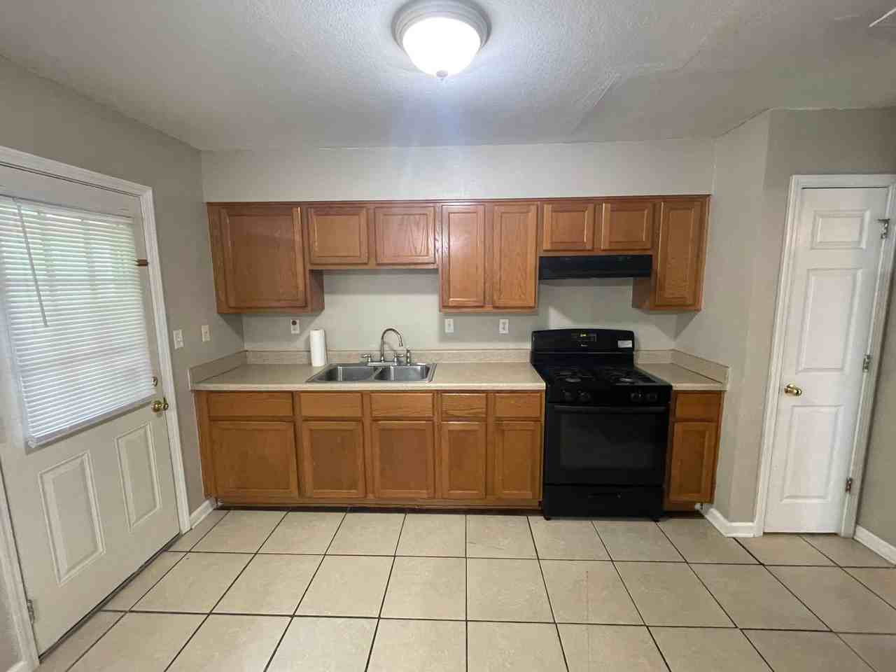 125 Cherry Ct - Photo 7 of 16