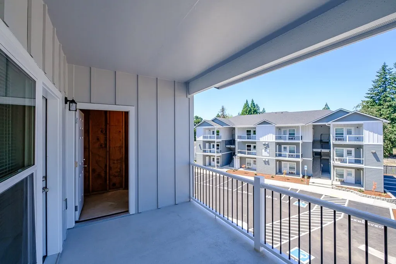 Cascade Meadows Apartments - Photo 3 of 38