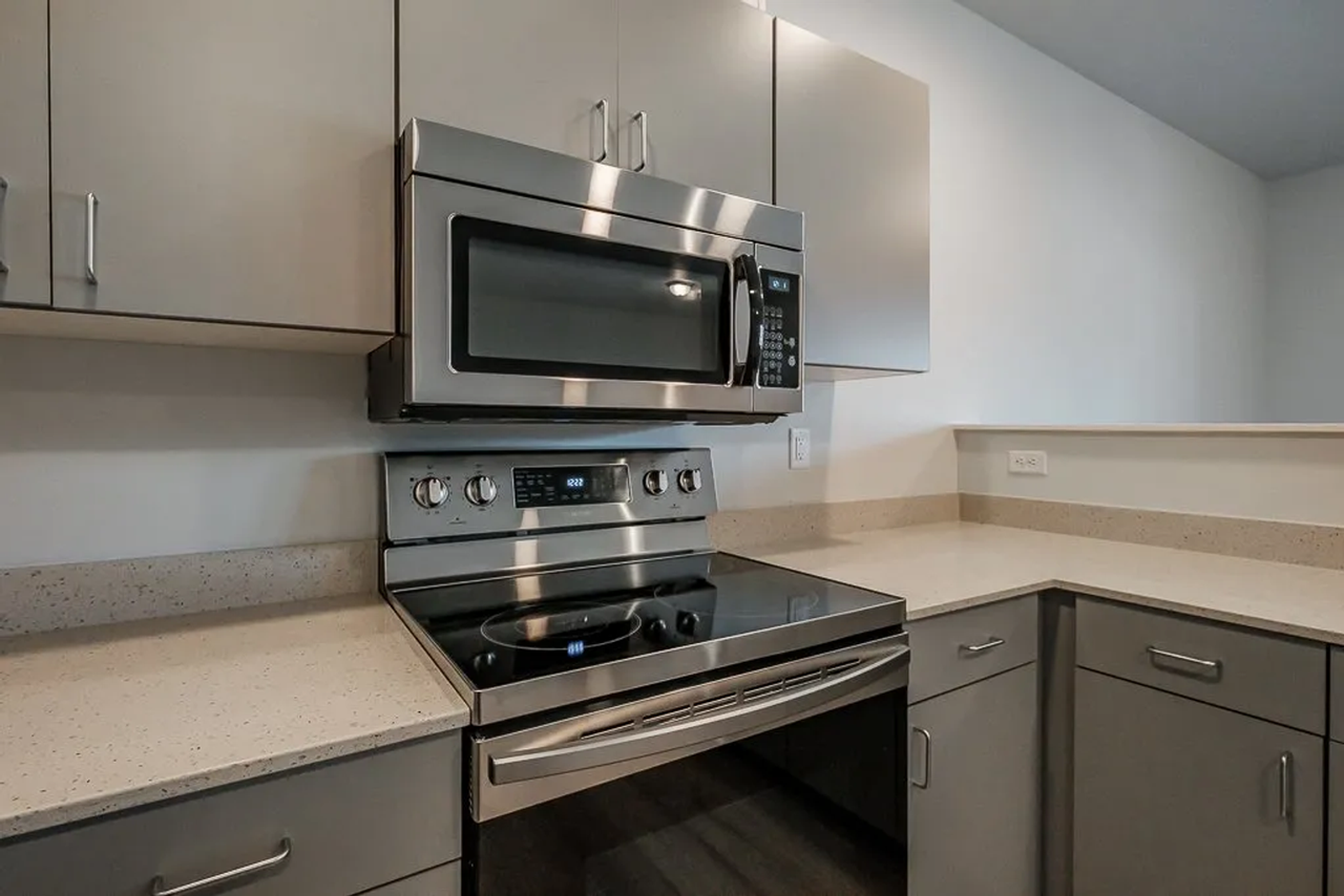 Cascade Meadows Apartments - Photo 7 of 38