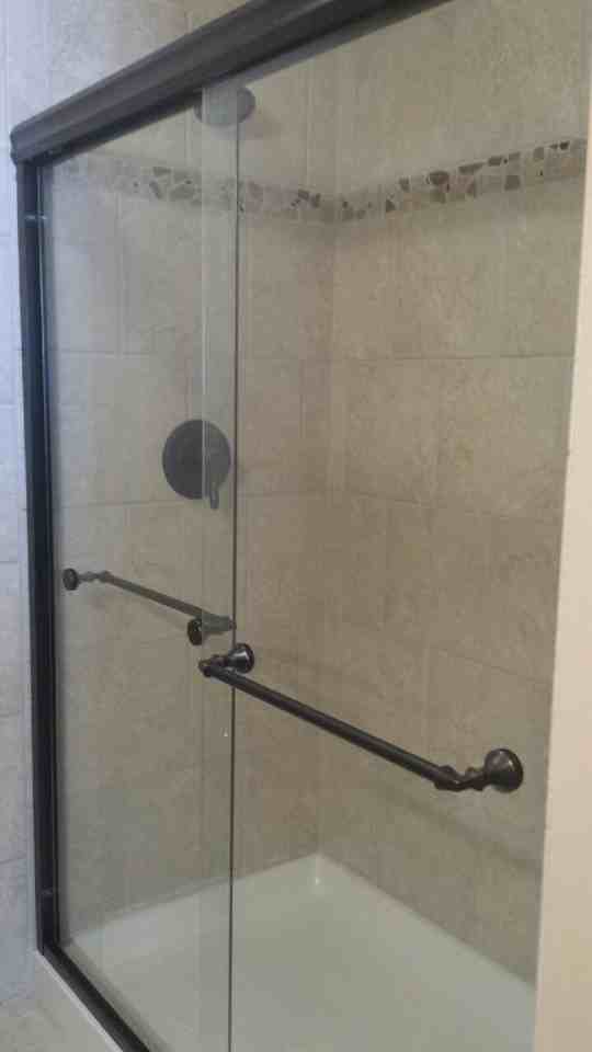 1502 - 1550 LAKERIDGE - Photo 3 of 9