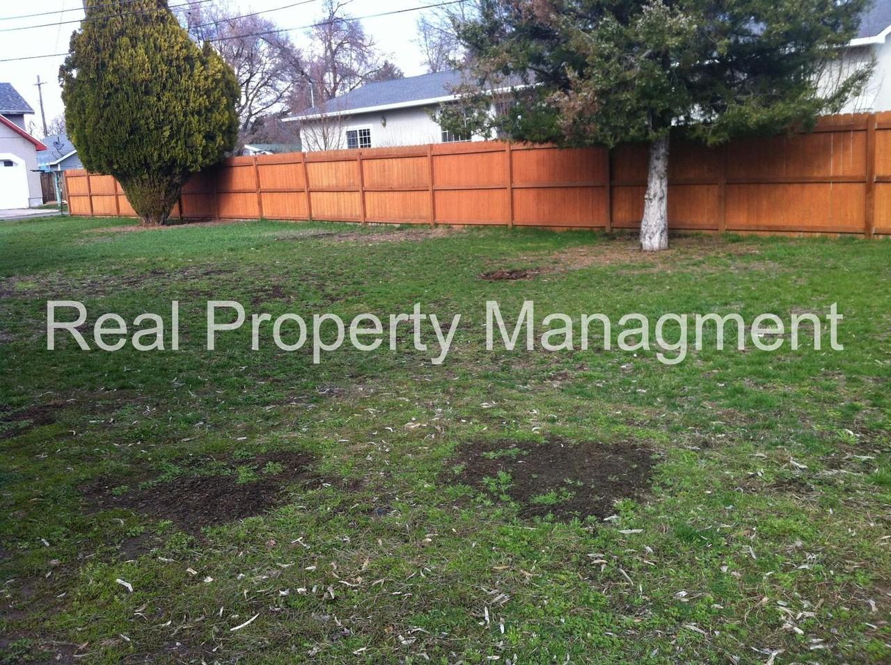 250 S 500 E #A-B - Photo 2 of 12