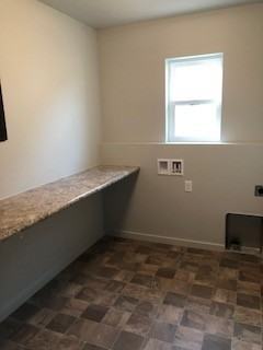 Harve Ave - Duplex - Photo 2 of 11