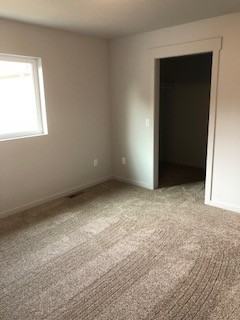 Harve Ave - Duplex - Photo 3 of 11