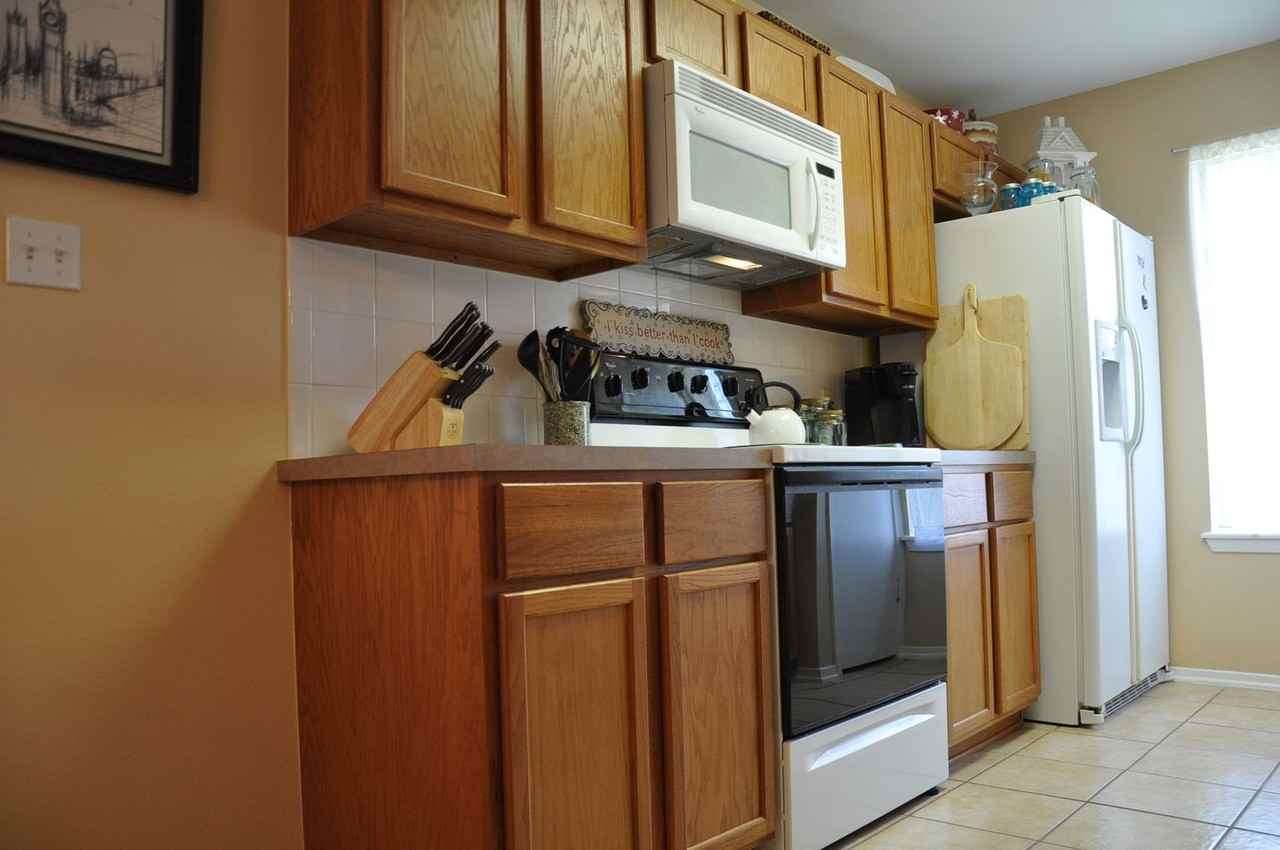 403 Redbud Cir - Photo 6 of 17