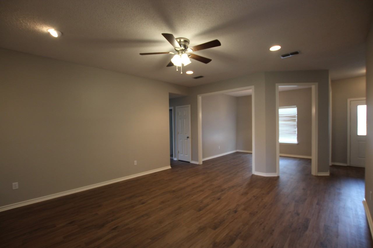 103 Courtney Dr - Photo 6 of 22