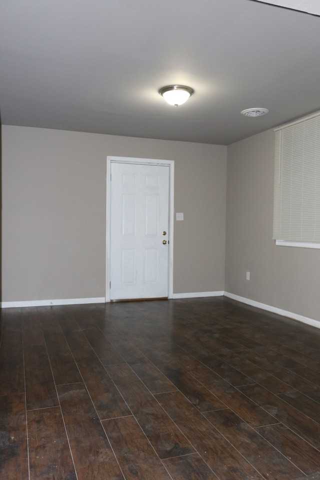 1034 Matthews Street - Photo 3 of 12