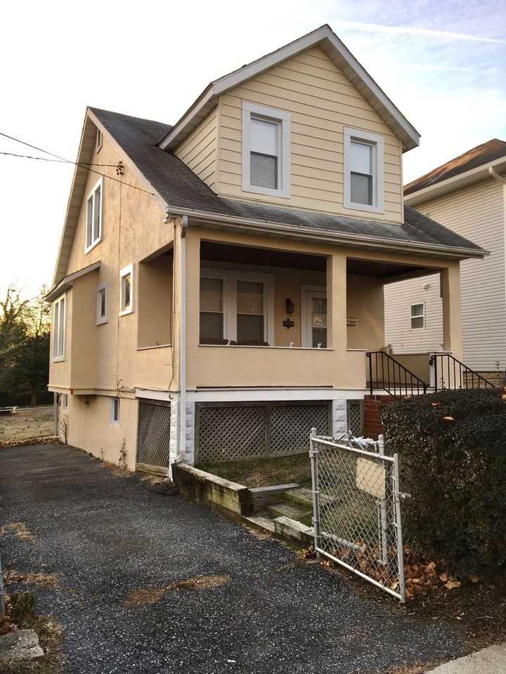 7003 Linden Ave - Photo 2 of 33