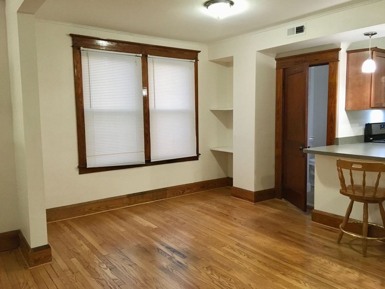 7003 Linden Ave - Photo 7 of 33