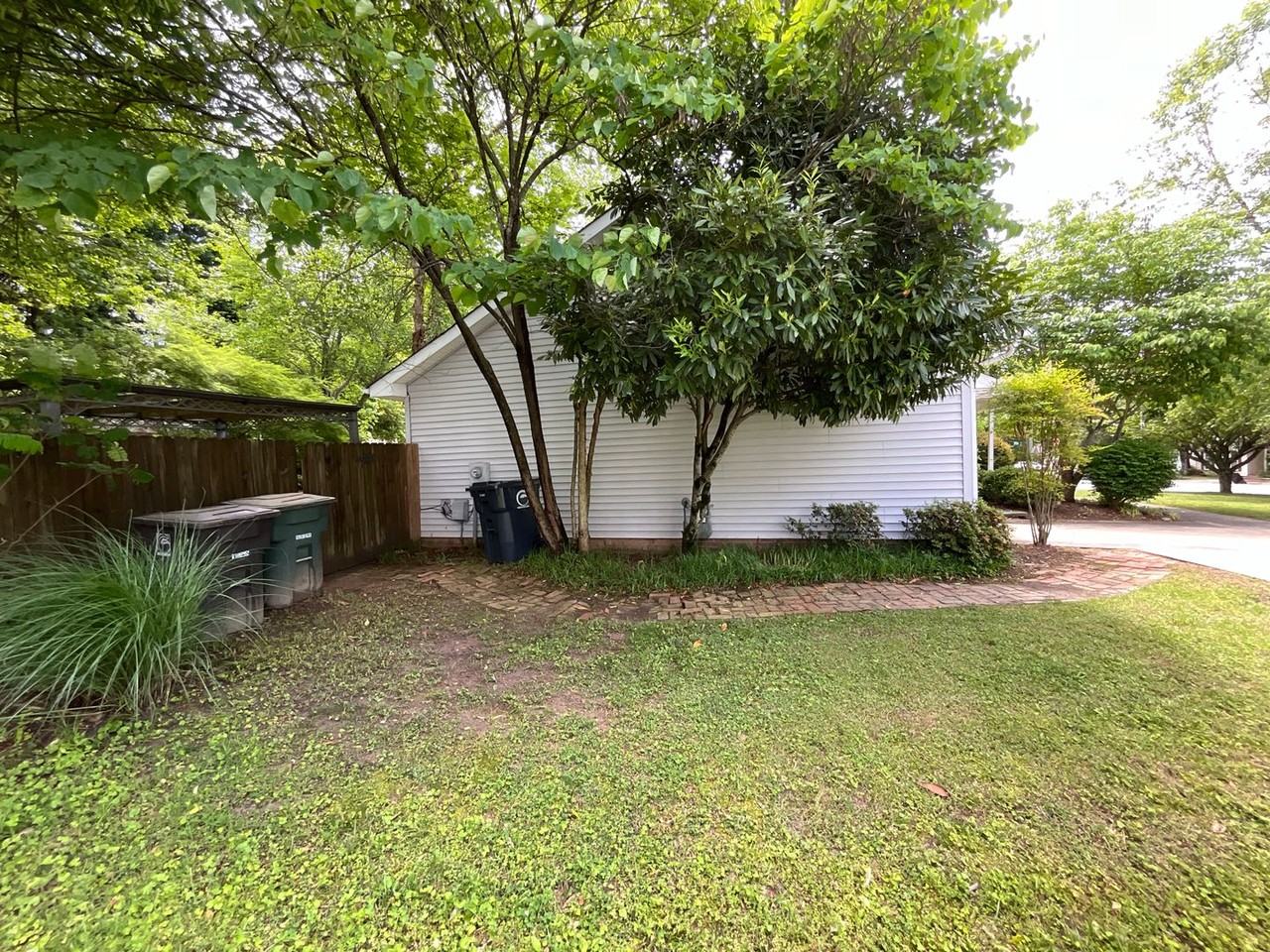 6609 Poplar Grove Trl - Photo 4 of 47